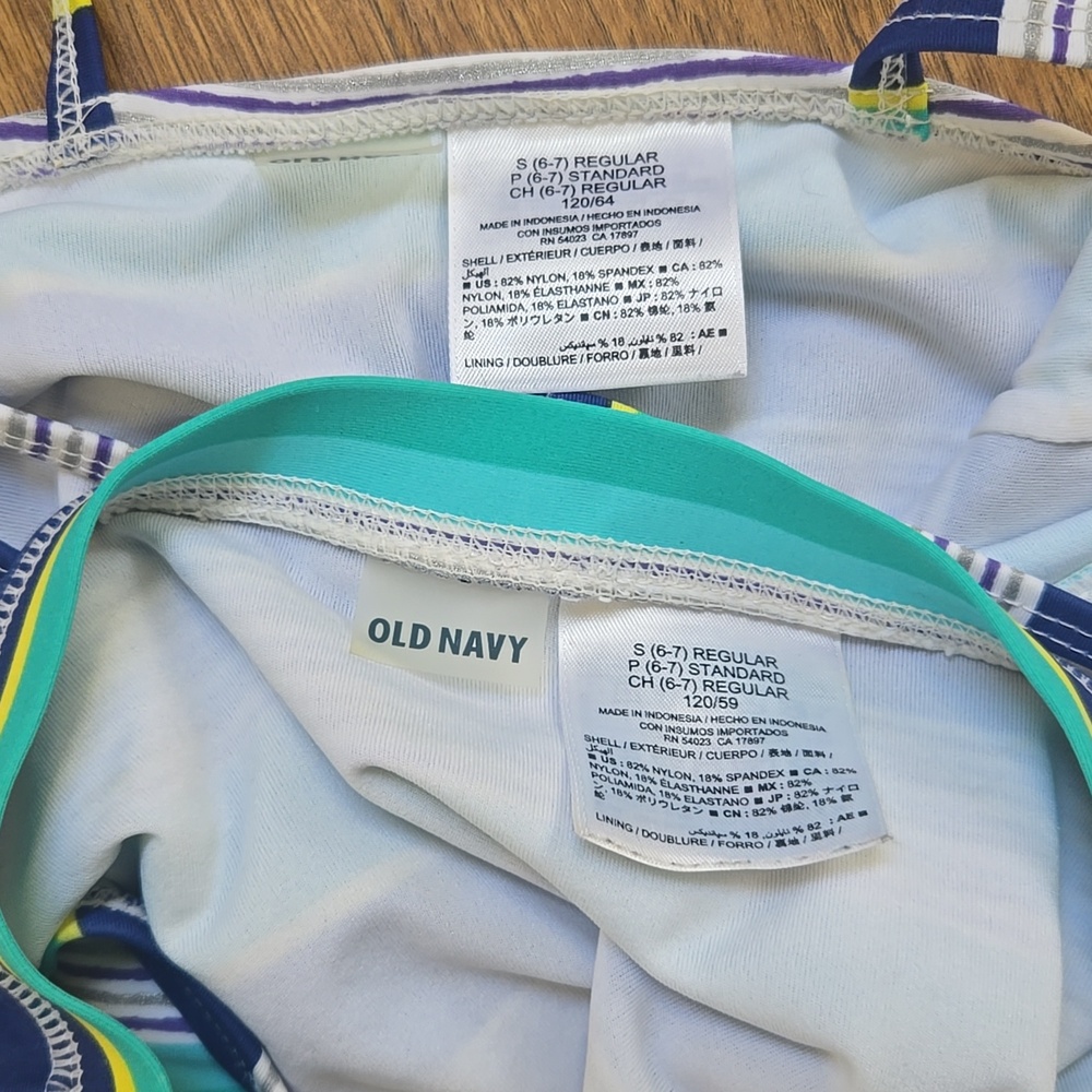 Girls Old Navy Bikini Swim Set - Picture 4 of 4